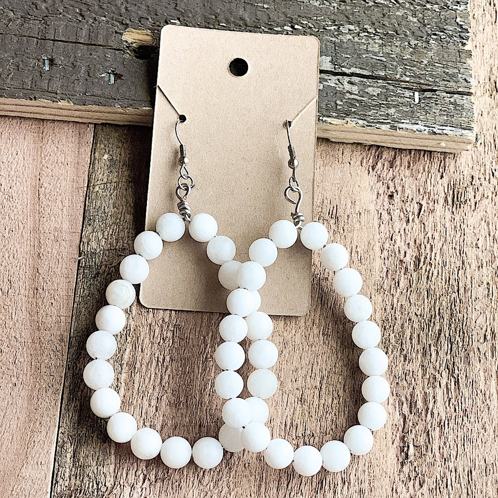 COPY - ALMOND SHAPED HOOPS WITH MATTE WHITE BEADING
